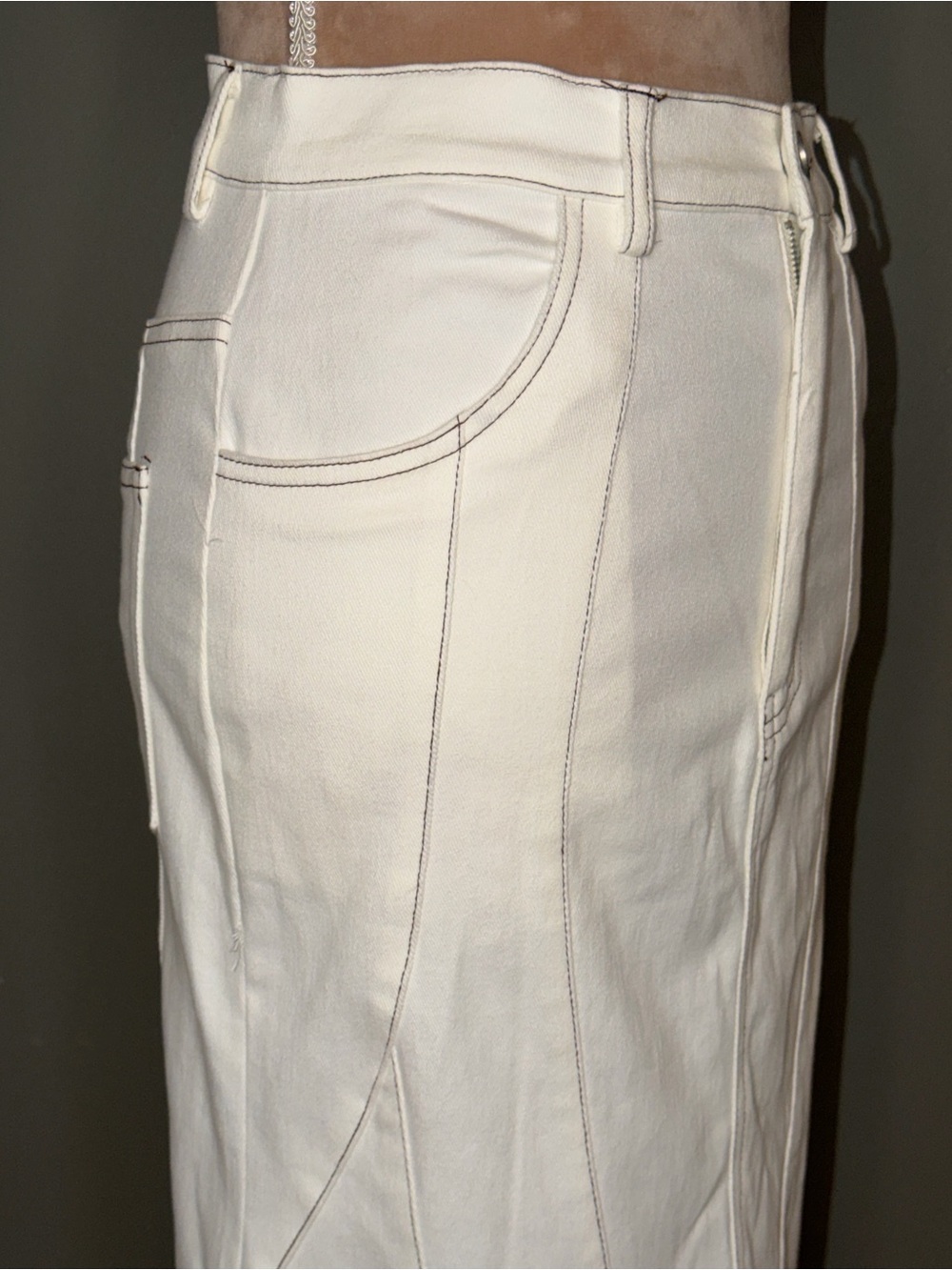 Canvas Apparel Cream Denim H/L Skirt Size Small - Picture 8 of 16
